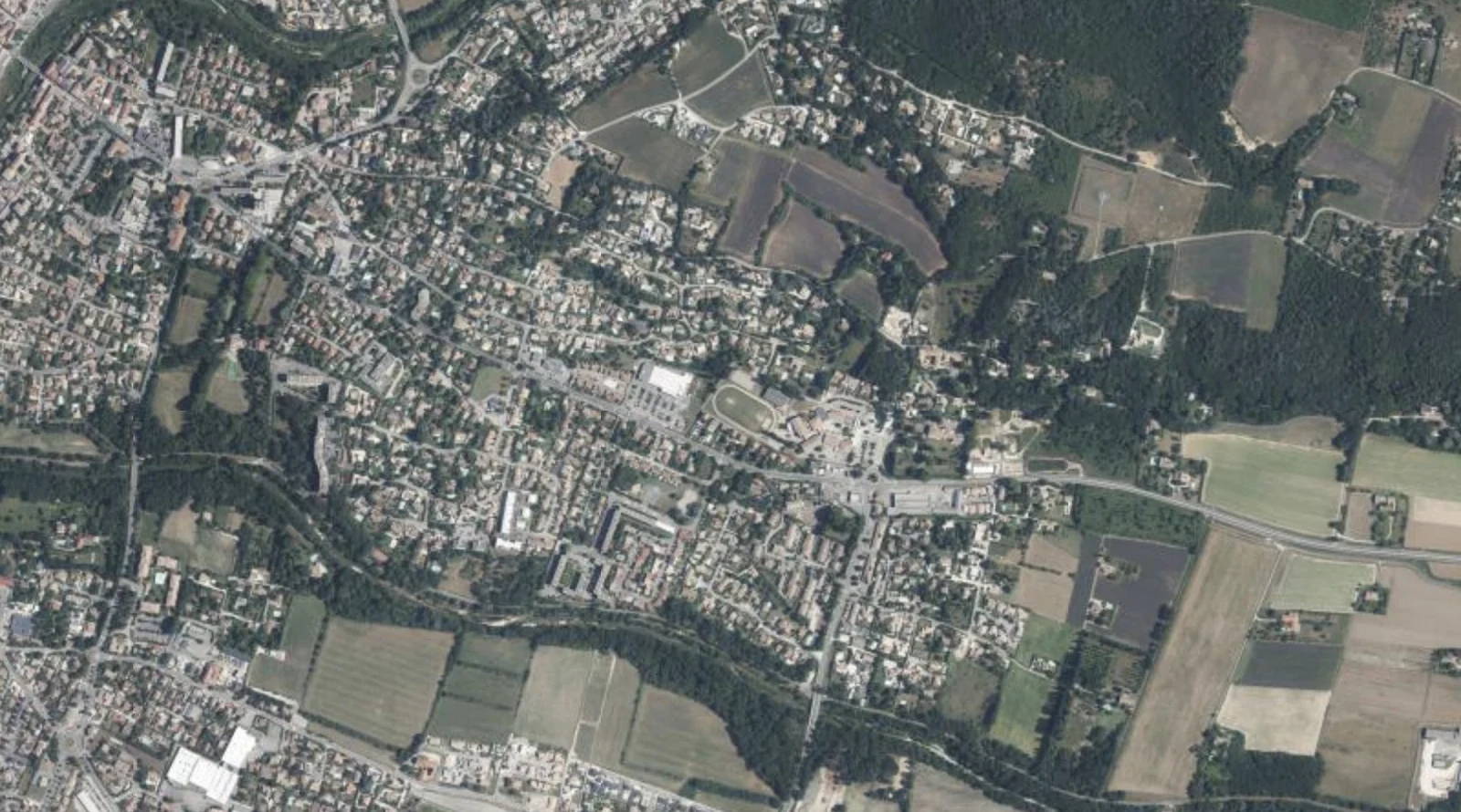 Aerial view over Montélimar — before detection